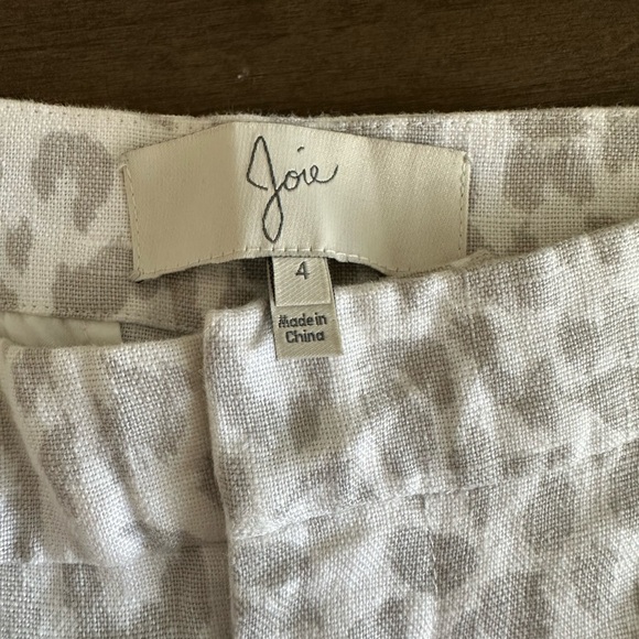 Joie white and grey linen mini shorts - Picture 2 of 2